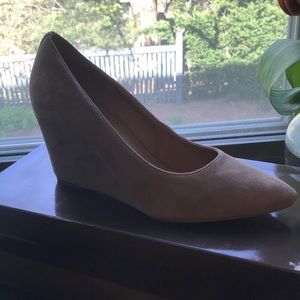 Franco Sarto taupe wedge